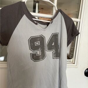 Kohl's Gray and Brown Raglan Crop Top